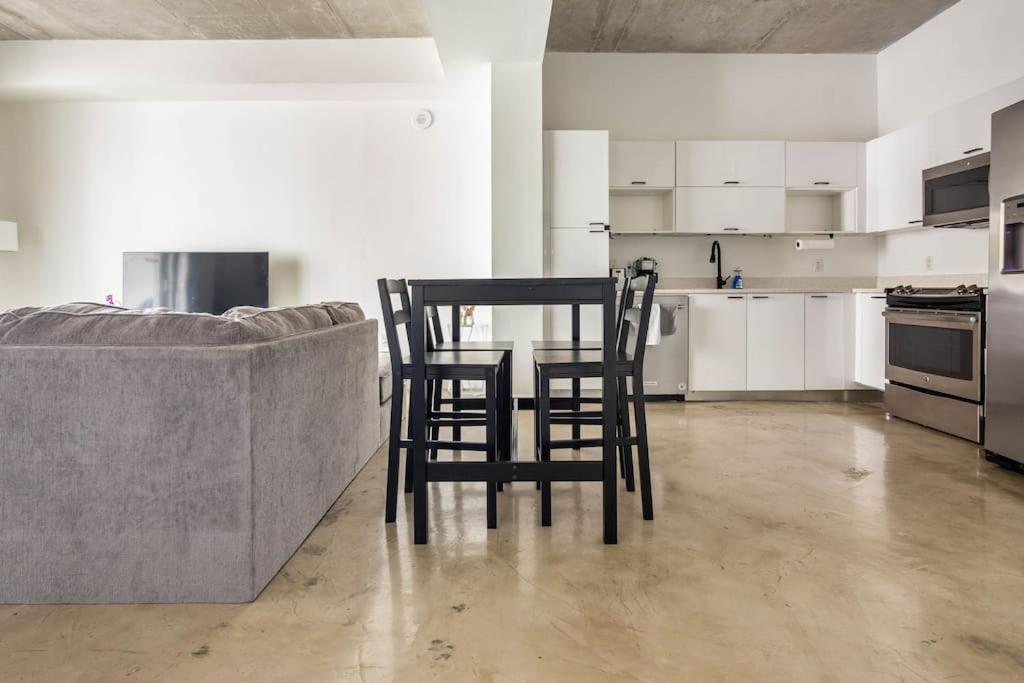 1Br Loft In Downtown With Bay View And Workspace 마이애미 외부 사진